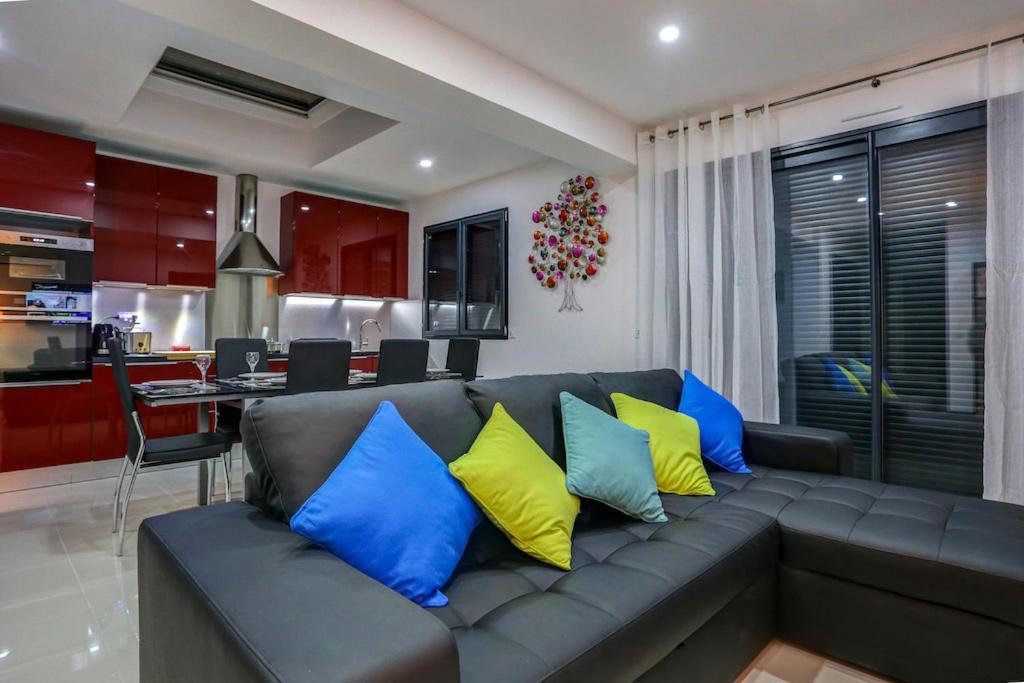 Appartement très récent a 200 m de la mer Saint Aygulf Exterior foto