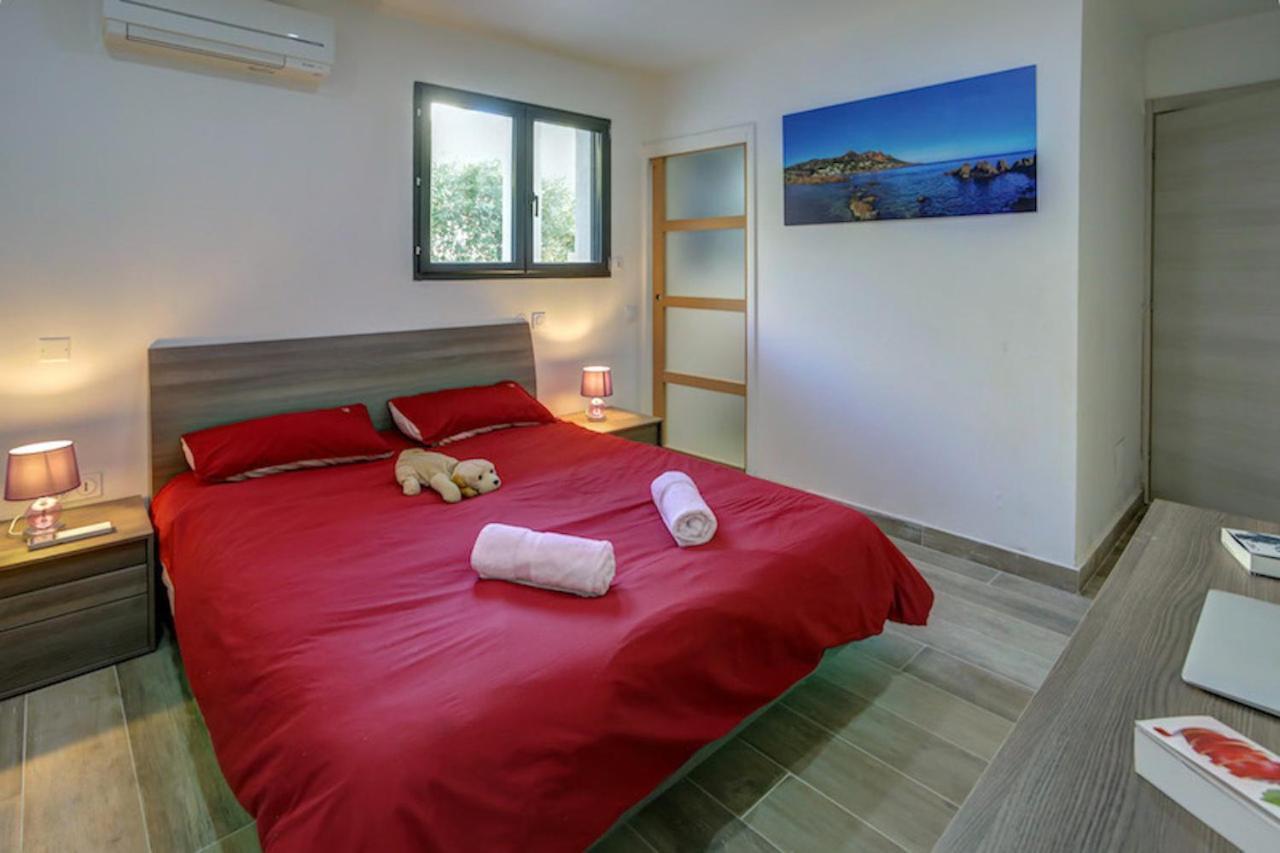 Appartement très récent a 200 m de la mer Saint Aygulf Exterior foto